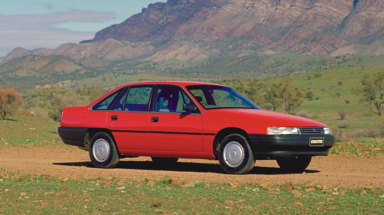 VN Commodore Red